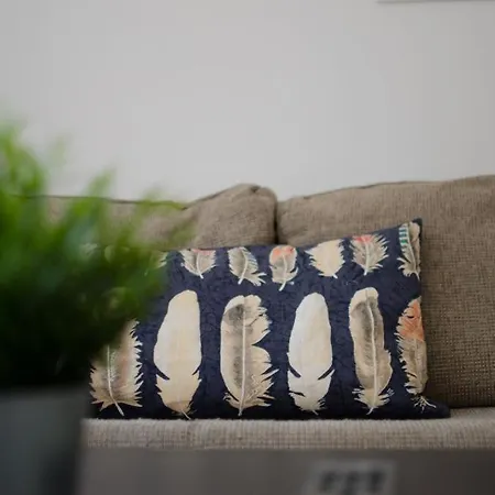 Bright Near Cismigiu And Old Town Апартаменты Бухарест