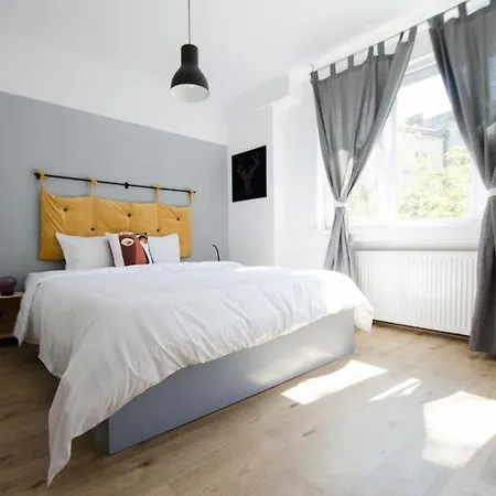 Bright Near Cismigiu And Old Town ブカレスト