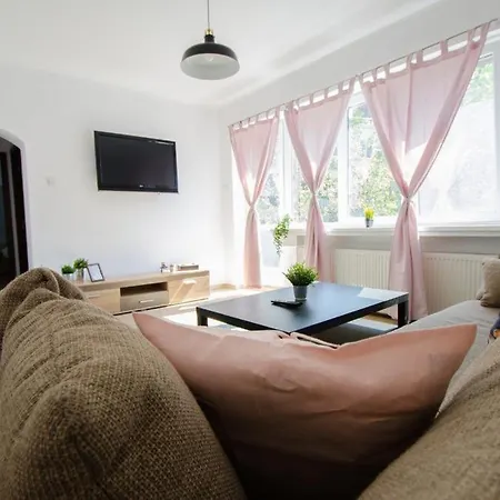 Bright Near Cismigiu And Old Town Apartamento Bucarest